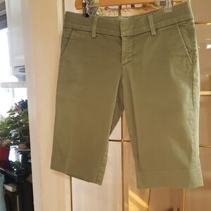 Juicy Couture Long Bermuda Shorts Women's 2 Green 4 Pocket Walking